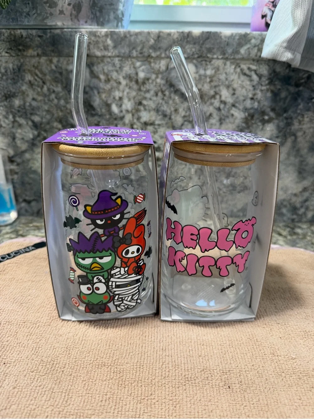 Hello Kitty Glass Tumblers Set of 2 NWT Sanrio Drinking Glasses Cups